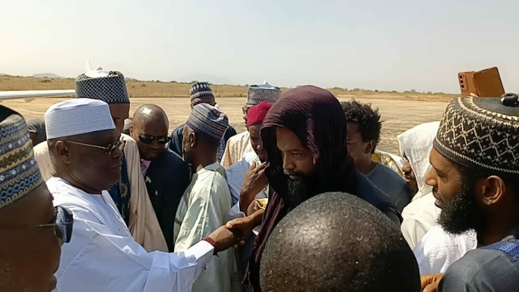PICTORIAL: Ex-VP Atiku Storms Bauchi For Sheikh Dahiru Bauchi's Funeral 3 e1018efa 6245 4a1a 8f98 b567ec562b0e