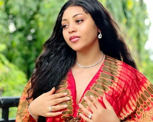 Regina Daniels’ Brother Tackles Ned Nwoko Over Sibling’s Arrest 1 images 2025 11 05T184917.948