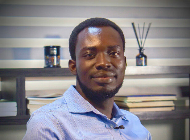 The Vanishing Art of Reading: Why Nigerians Are Forgetting Their Own Story 1 tosin adeoti