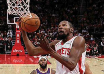 Basketball: Durant Hits 31,000-Point Mark As Rockets Beat Suns