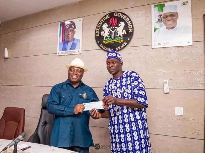 Governor Kefas Gets APC Membership Card