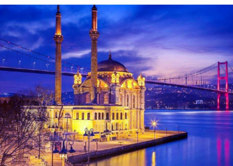 WHY VISIT ISTANBUL, TÜRKIYE ? 1 Istanbul