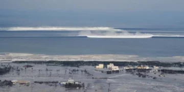 trump Japan Issues Tsunami Alert After 7.6-magnitude Quake Hits Country’s Northeast