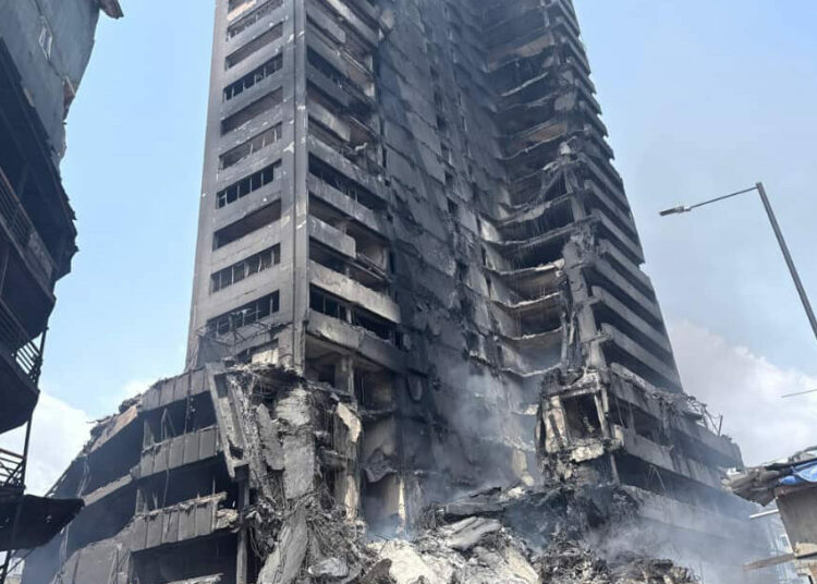Death Toll Rises To 5 As Lagos Island Fire Rages Days After Outbreak 1 Lagos fire