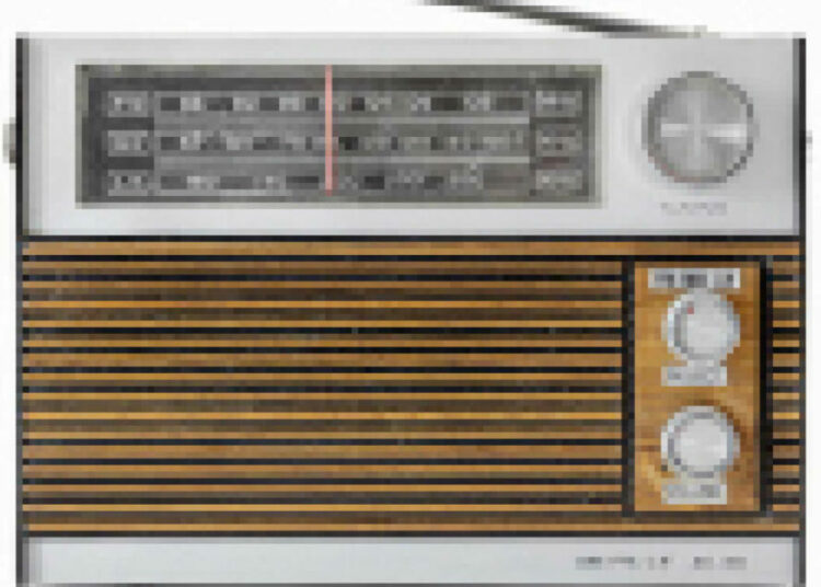 THINGS REMEMBERED Transistor Radio: The Companion That Shaped Generations 1 Transistor Radio