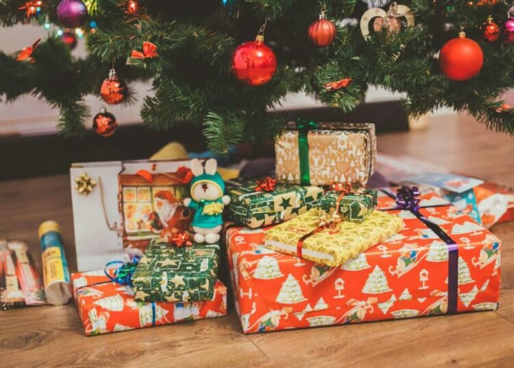 Man Asks Mother-in-Law To Stop Giving His Children Christmas Gifts After Years Of 'Awful Presents' 1 WhatsApp Image 2025 12 03 at 23.01.33 7a64c54d