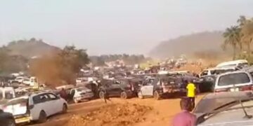 FRSC Deploys More Officers, Tow Trucks To Clear Abuja-Lokoja Road Gridlock