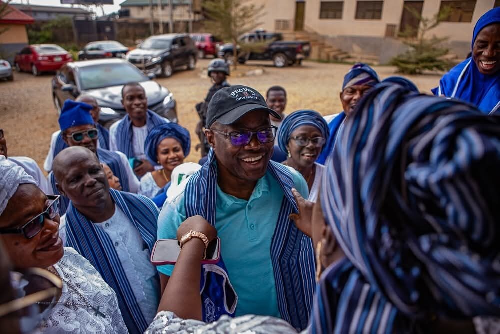 PICTORIAL: Makinde, Ex-Classmates To Raise N500m For Projects In Ibadan Alma Mater 4 WhatsApp Image 2025 12 28 at 4.23.36 PM