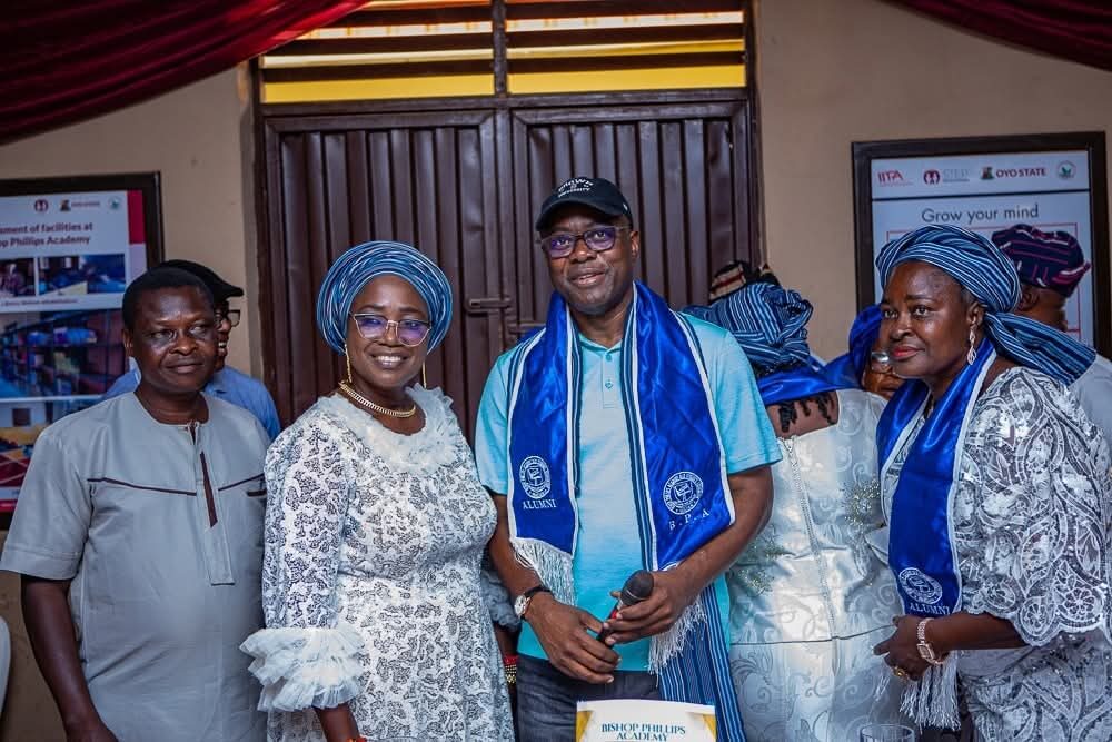 PICTORIAL: Makinde, Ex-Classmates To Raise N500m For Projects In Ibadan Alma Mater 2 WhatsApp Image 2025 12 28 at 4.23.38 PM