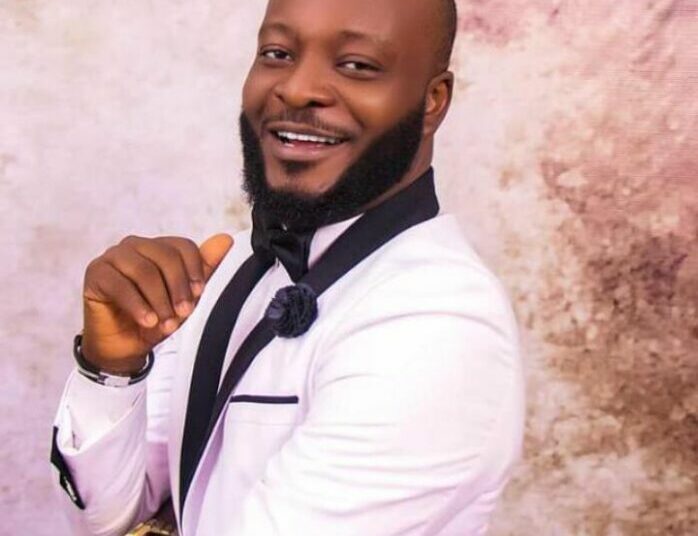 Agboola Gets Award December 19 1 agboola
