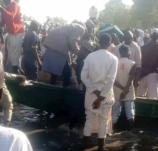 JUST-IN: 25 Passengers Die, 13 Rescued, 14 Missing As Boat Capsizes In Yobe 1 Boat Mishap