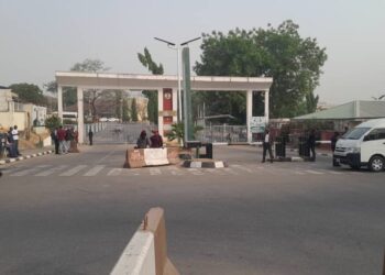 JUST-IN: FCT Workers Begin Strike, Shut Down FCTA, FCDA Headquarters