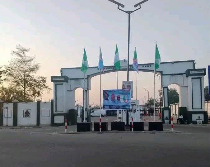 APC Flags Hoisted At Kano Government House Ahead Of Gov Yusuf's Return To Party 1 Flag