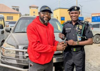 Kano Police Hand Over Recovered Stolen Car To Owner