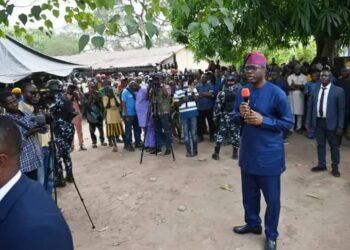 Makinde Gives N5m Each To Families Of Old Oyo National Park Attack Victims