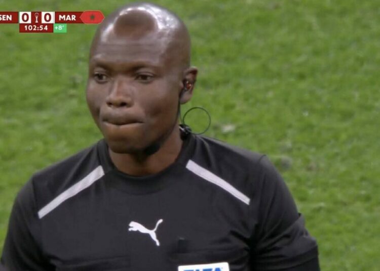 Referee