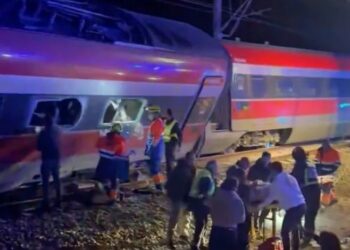 ‘Night Of Deep Pain’ In Spain As 2 High-speed Trains Collide, Kill 21