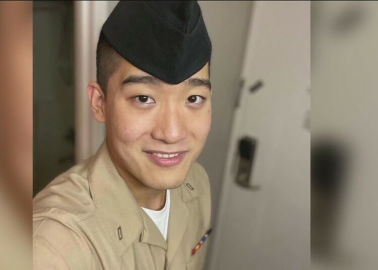Ex-US Navy Sailor Sentenced To 200 Months For 'Selling Secrets' To China 1 US Navy