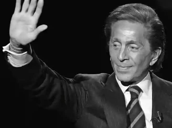 Italian Fashion Icon Valentino Dies At 93 1 Valentino