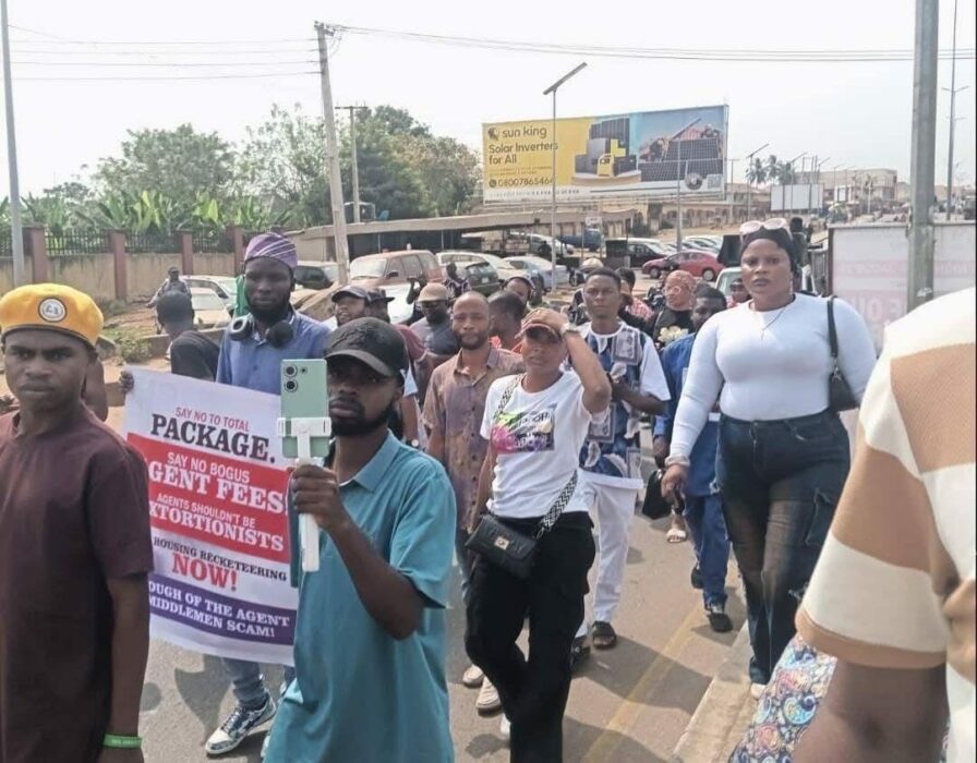 Youths Protest Soaring House Rent, Demand Regulation Of Landlords, Estate Agents In Ondo