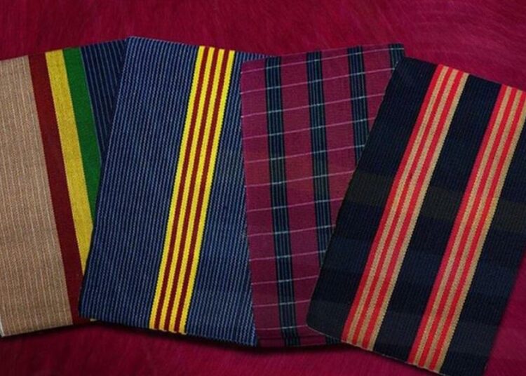 From Tradition To Trend: Cashing In On Aso Oke 1 aso oke