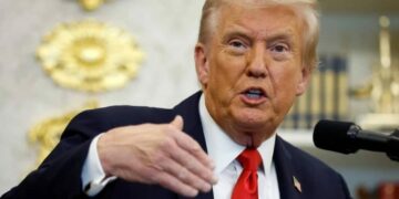 US, Iran Exchange Strikes In Gulf 2 US Ready To Intervene If Iran Kills Protesters, Says Trump
