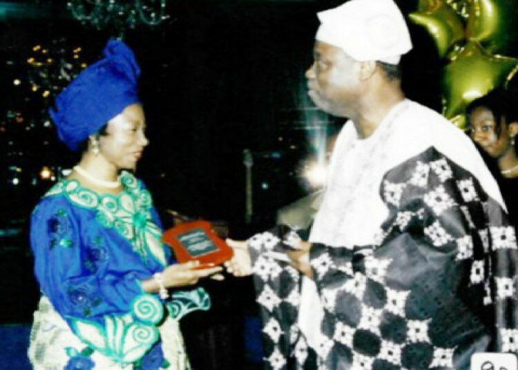Dr. Henrietta N. Ukwu in picture receiving ARCO Nigerian Excellence in Science & Technology (NEST) Award from the then Nigerian High Commissioner in UK, Chief Bola Ajibola, April 2001. PHOTO: ARCO