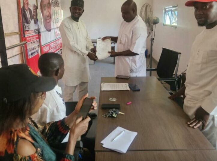 AMAC Chairman-elect Maikalangu Donates Borehole To NUJ FCT, Pledges Stronger Partnership 1 AMAC