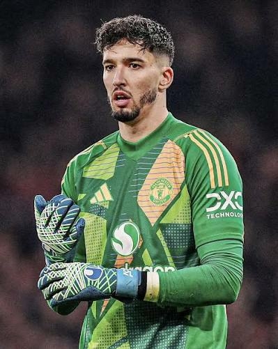 Manchester United Agree Deal To Sell Altay Bayindir To Besiktas 1 Altay