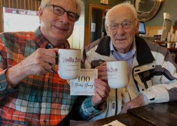 ‎Don Moen Celebrates Father As He Clocks 100 ‎