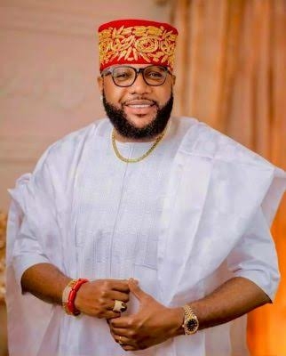 E-Money Surprises Aki With New SUV At Birthday Celebration 1 E Money
