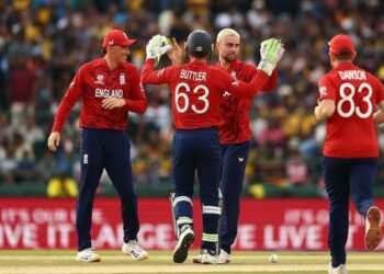 England Rout Sri Lanka For 95 To Win Super Eights Opener