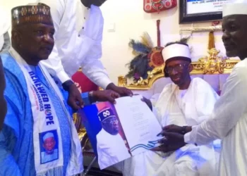 Jigawa: President Presents New Year Greeting Card To Emir Of Gumel
