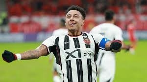 Brazilian Club Corinthians In Talk With Ex-Man Utd Midfielder Lingard 1 LINGER