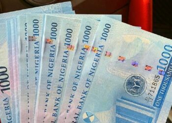 Naira Gains 0.7% in Black Market After CBN Cuts Interest Rate