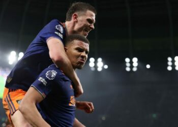 Newcastle Beat Tottenham 2-1 To Pile Pressure On Frank