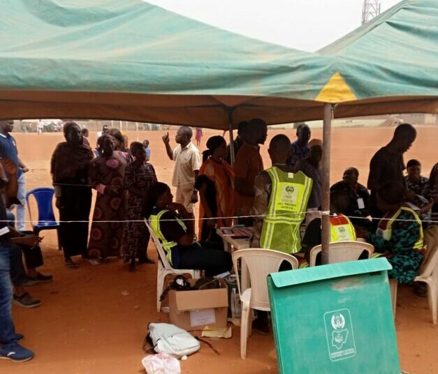 FCT Polls: Technical Hitches Delay Voting In Jikwoyi 1 POLLSZZZ