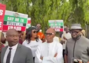 Protest On New Electoral Act Resumes On Day 2 As Amaechi Joins Activists