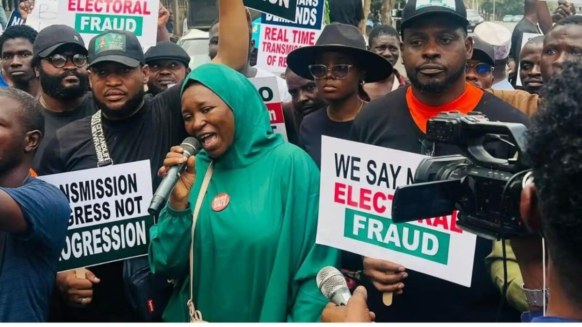 JUST-IN: Protesters Storm National Assembly Over Electronic Transmission Of Election Results