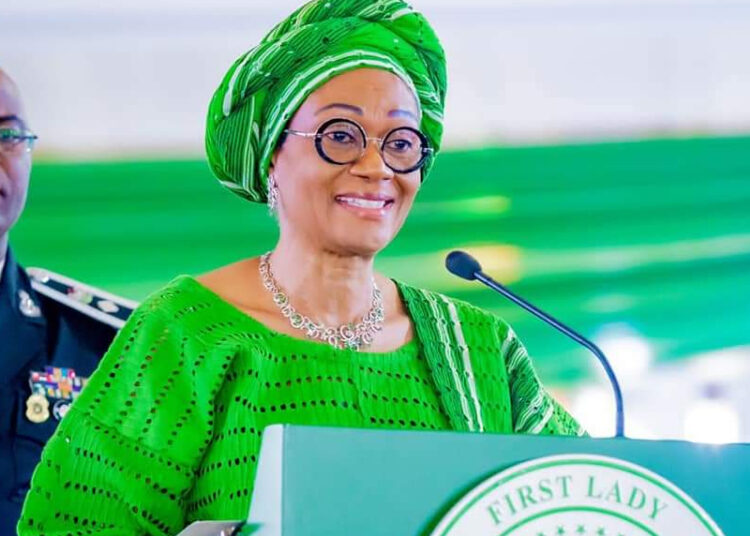Remi Tinubu golf