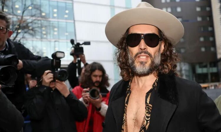 Russell Brand Pleads Not Guilty To Additional Rape And Sexual Assault Charges 1 Russell
