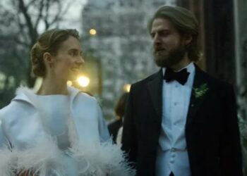 Stranger Things Actor Maya Hawke Weds