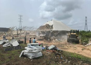 TCN Removes Encroachments on Ihovbor-Ajaokuta 330kV Line