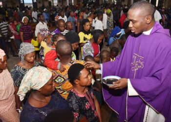 Catholics Enter An Intense Period of Prayer: A Practical Guide To A Fruitful Lent