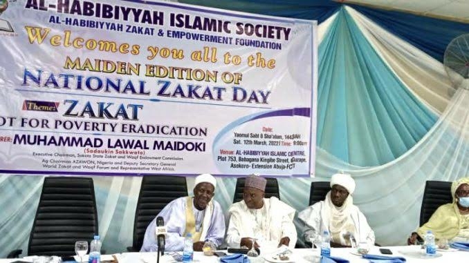 140 Abuja Christians, Muslims Benefit From Islamic Society's N30m Zakat 1 zakat day