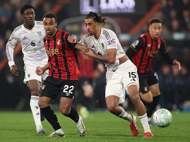 Bournemouth Battle Back Twice To Draw 2-2 With Man Utd" 1 Bournemouth