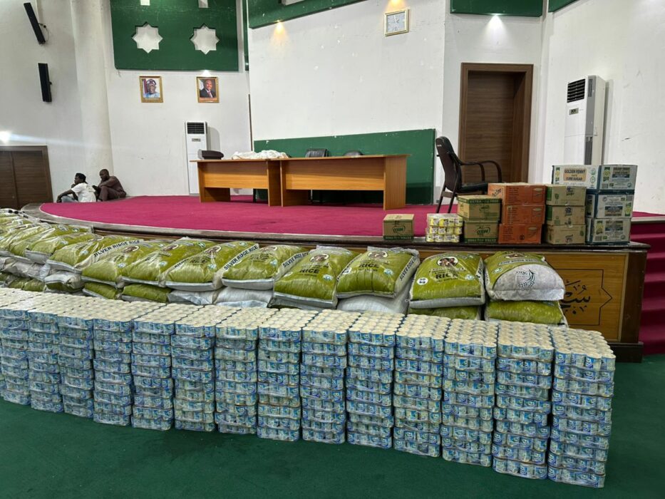 PICTORIAL: Remi Tinubu Distributes 1,000 Bags Of Rice, Food Items To National Mosque, Area Councils For Ramadan 2 IMG 20260305 WA0014
