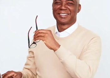 Philanthropist Launches N1bn Scholarship For 1,000 Students At Miva Open Varsity
