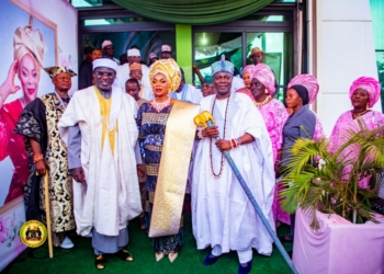 Buratai, Fagbemi, Shagaya, Olofa, Others Eulogise Olowu Kuta’s Olori On 60th Birthday, Foundation Launch