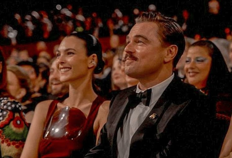 Leonardo DiCaprio Steals The Show At The Oscars In Rare Public Appearance With Girlfriend 1 Leonardo